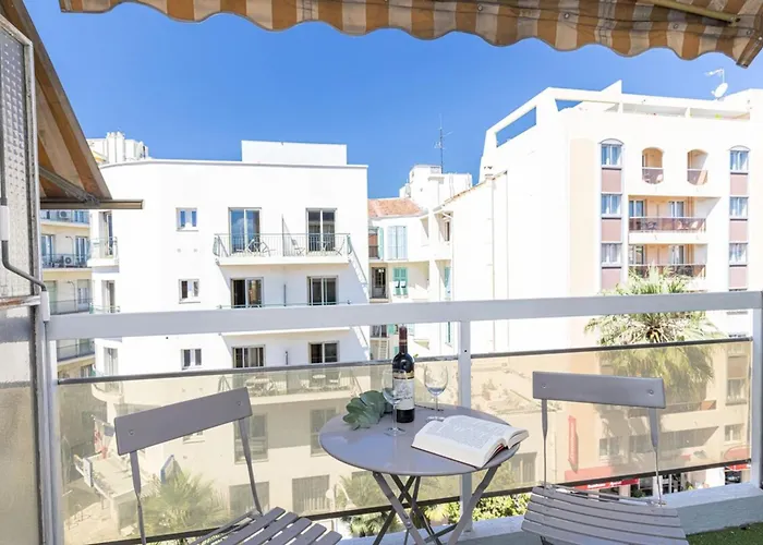 아파트 Grosso 4 - With Balcony - Near The Sea